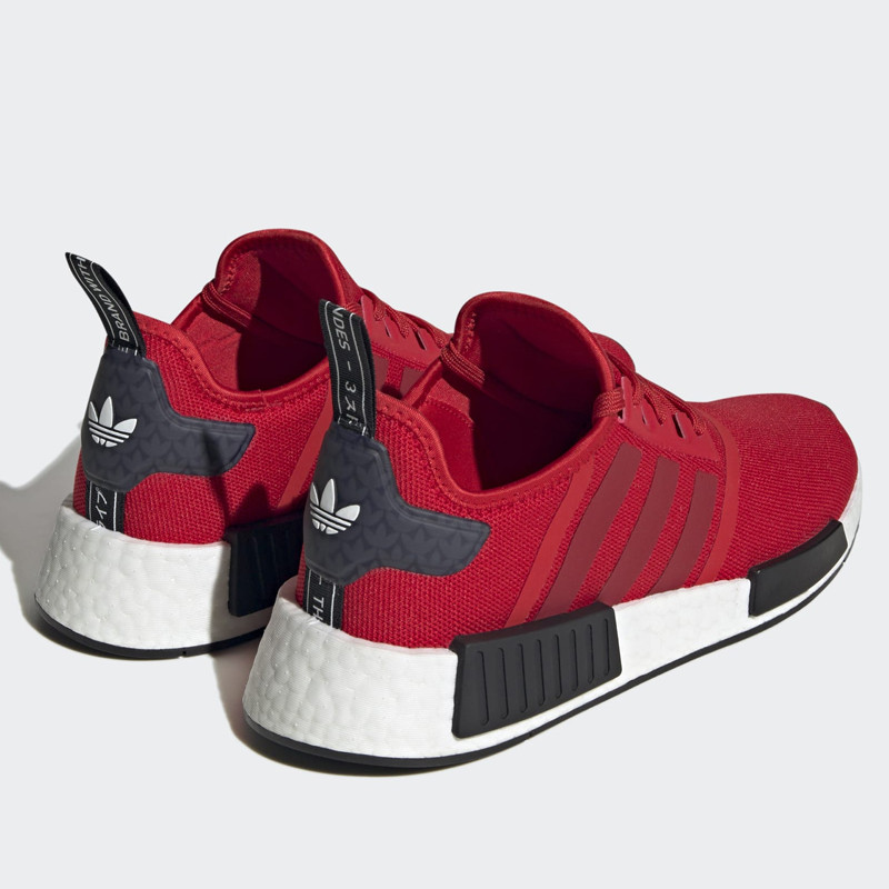 SEPATU SNEAKERS ADIDAS NMD_R1