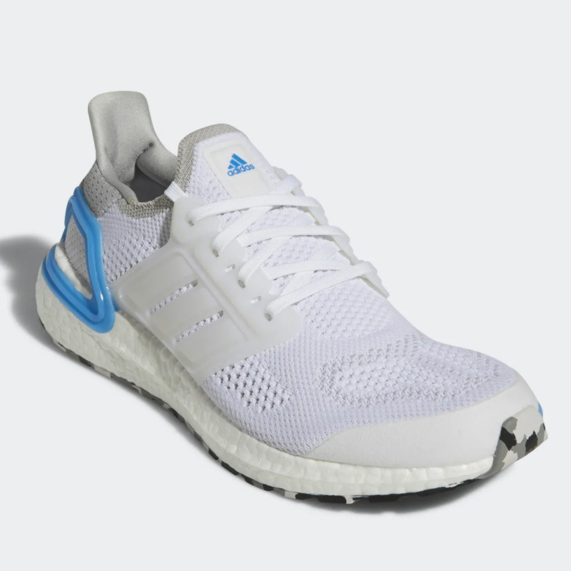 SEPATU LARI ADIDAS ULTRABOOST 19.5 DNA