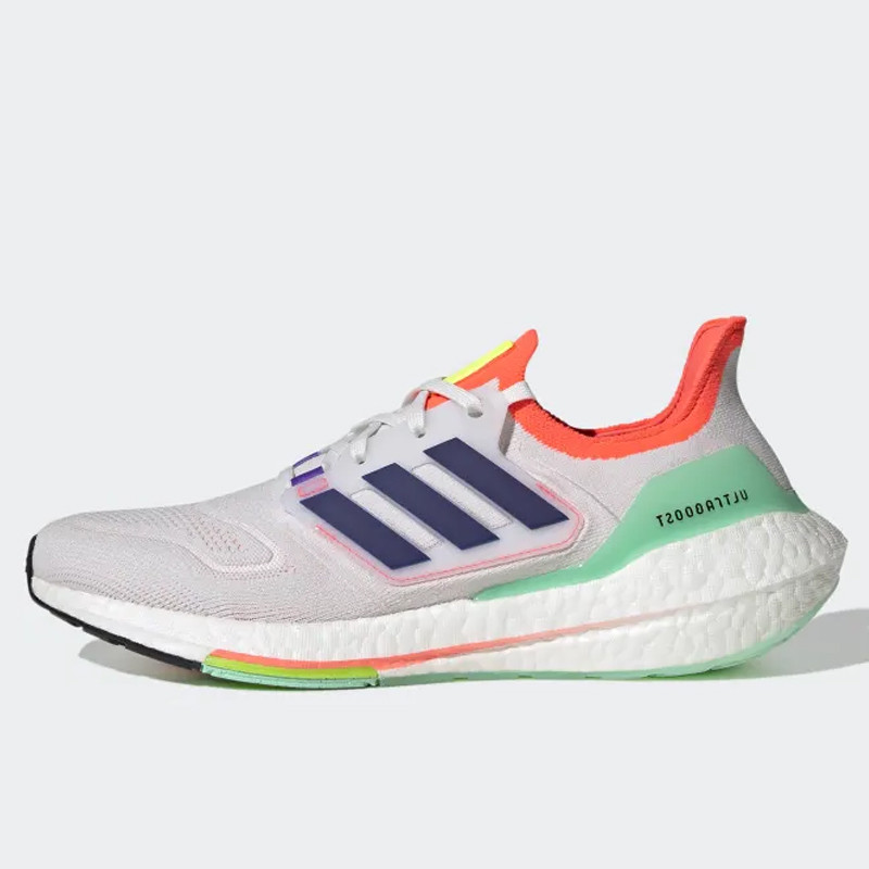 SEPATU LARI ADIDAS ULTRABOOST 22
