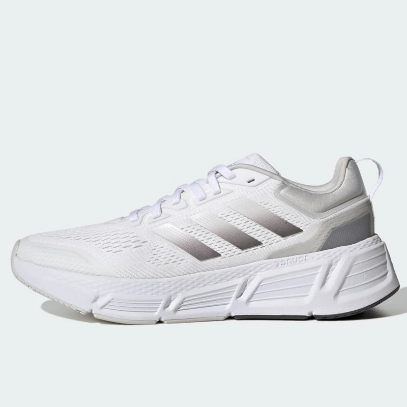 SEPATU LARI ADIDAS Questar