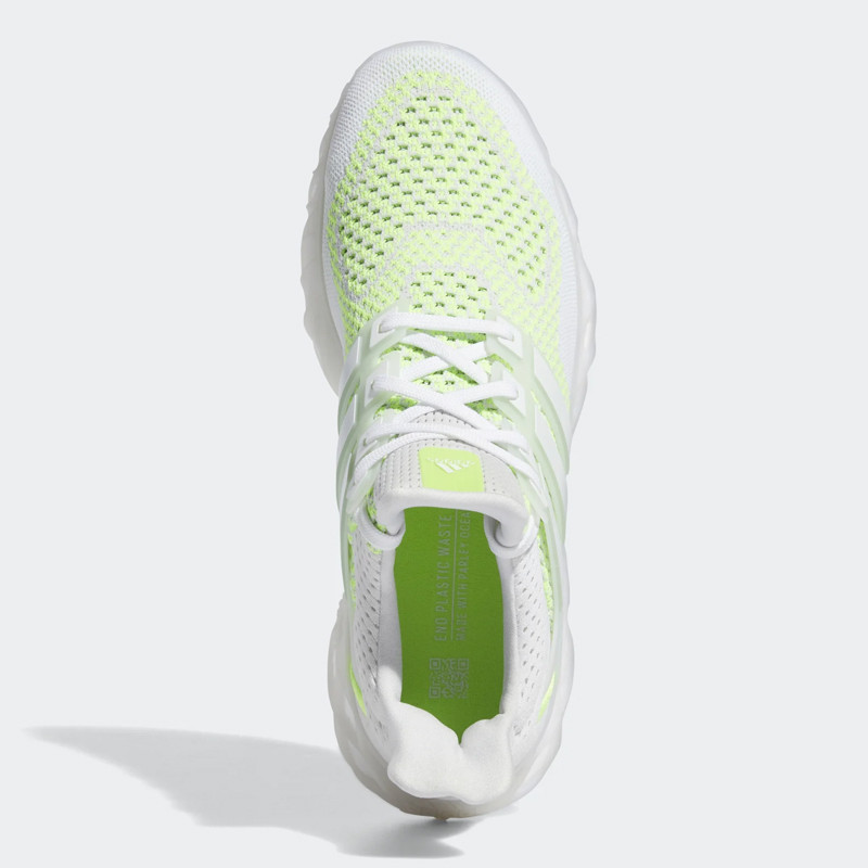 SEPATU LARI ADIDAS ULTRABOOST WEB DNA