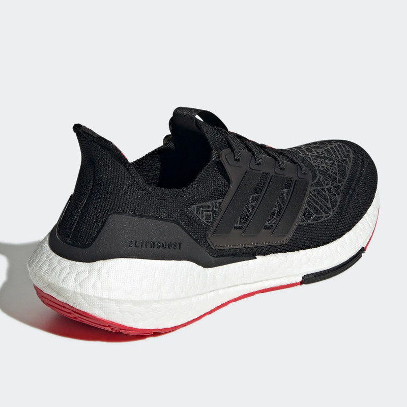 ULTRABOOST 21 CNY foto 3