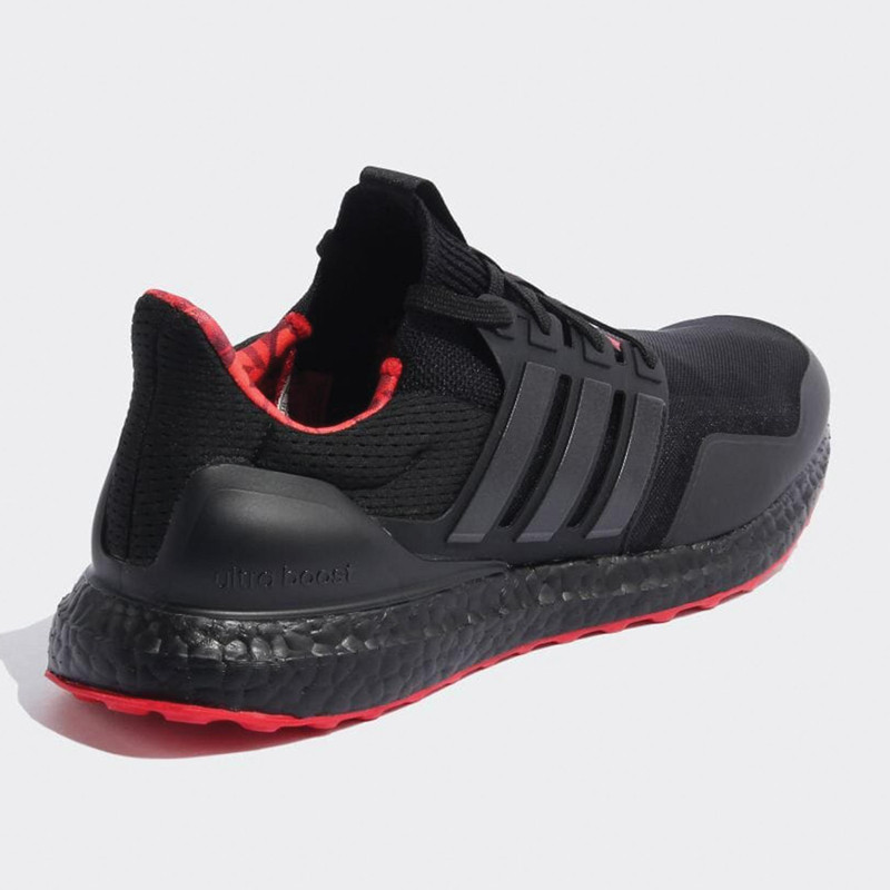 ULTRABOOST 5.0 DNA CNY foto 3