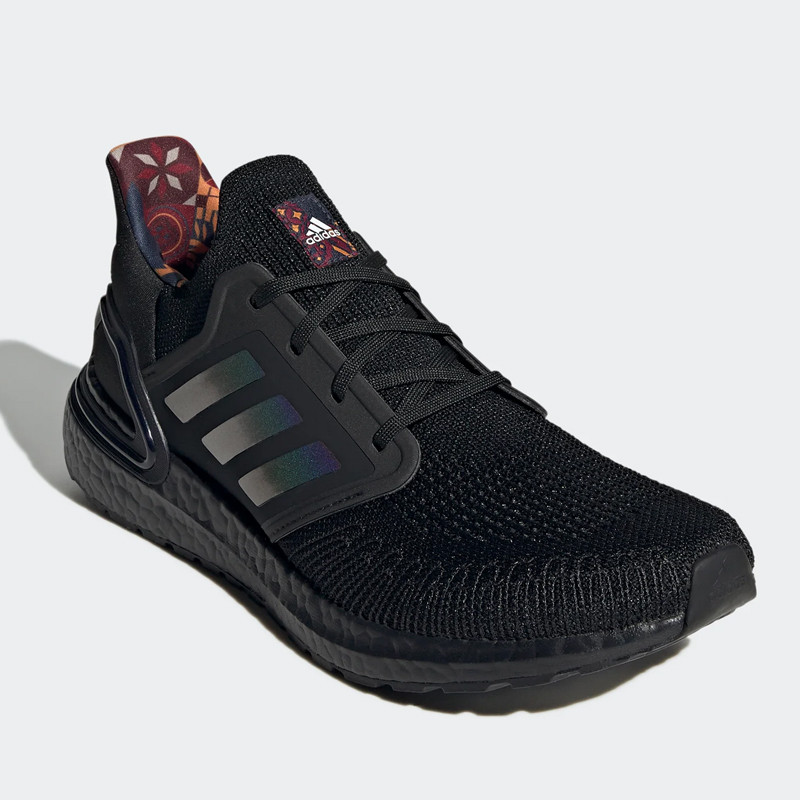 SEPATU LARI ADIDAS ULTRABOOST 20 CNY