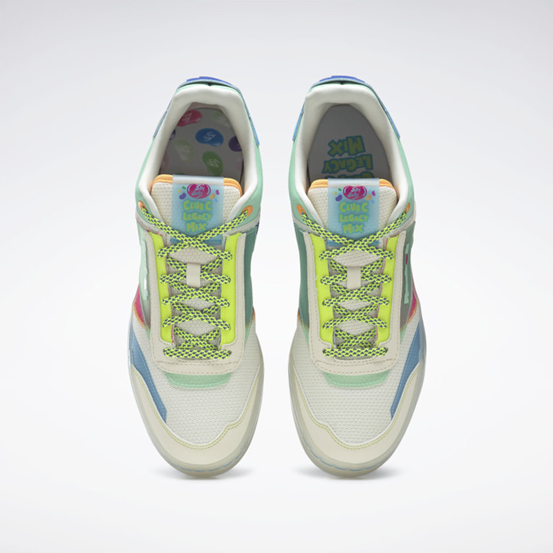 SEPATU SNEAKERS REEBOK Club C Legacy
