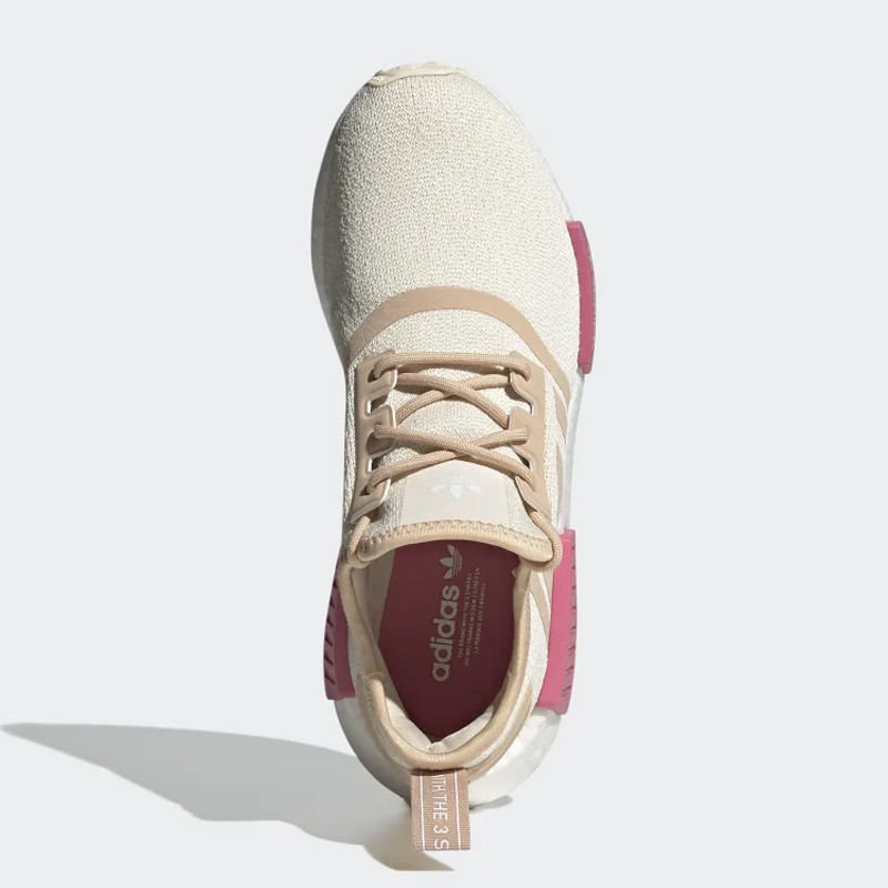 SEPATU SNEAKERS ADIDAS Wmns NMD_R1