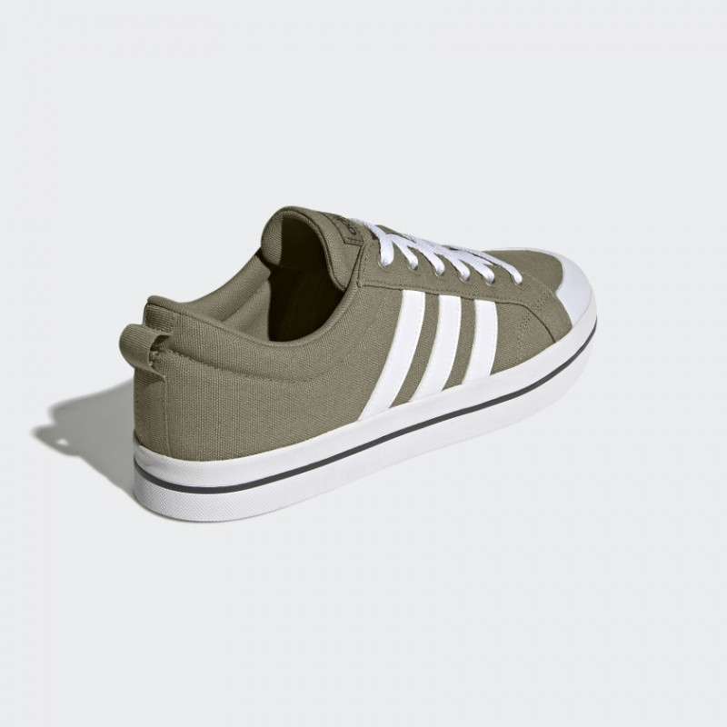 SEPATU SNEAKERS ADIDAS Bravada