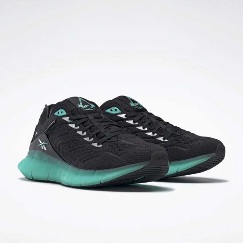 SEPATU SNEAKERS REEBOK X Assassin's Creed Valhalla Zig Kinetica