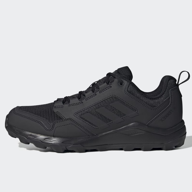 SEPATU TRAIL ADIDAS TRACEROCKER 2.0