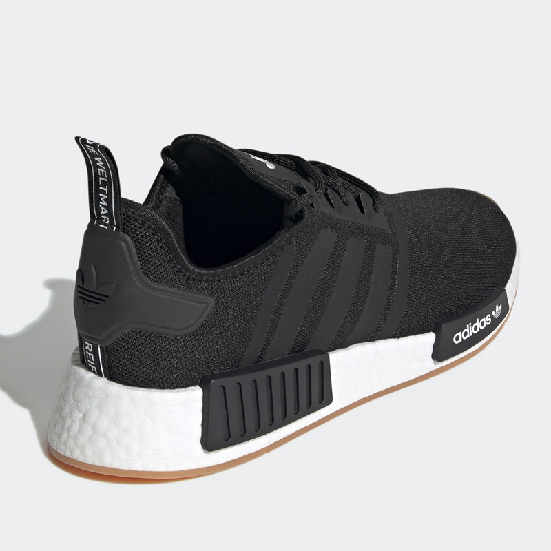 SEPATU SNEAKERS ADIDAS NMD_R1 PRIMEBLUE