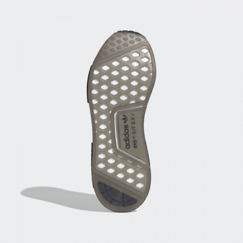 SEPATU SNEAKERS ADIDAS NMD_R1 SPECTOO