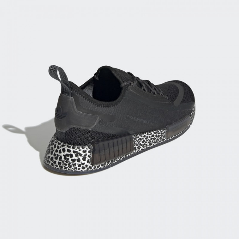 SEPATU SNEAKERS ADIDAS NMD_R1 SPECTOO