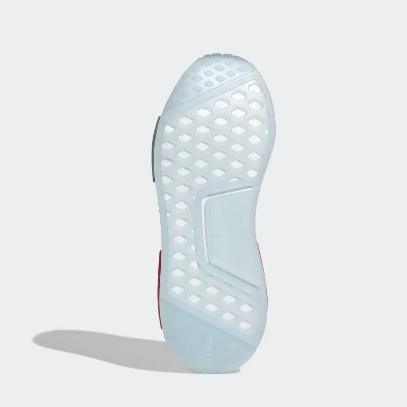SEPATU SNEAKERS ADIDAS Wmns Nmd_r1