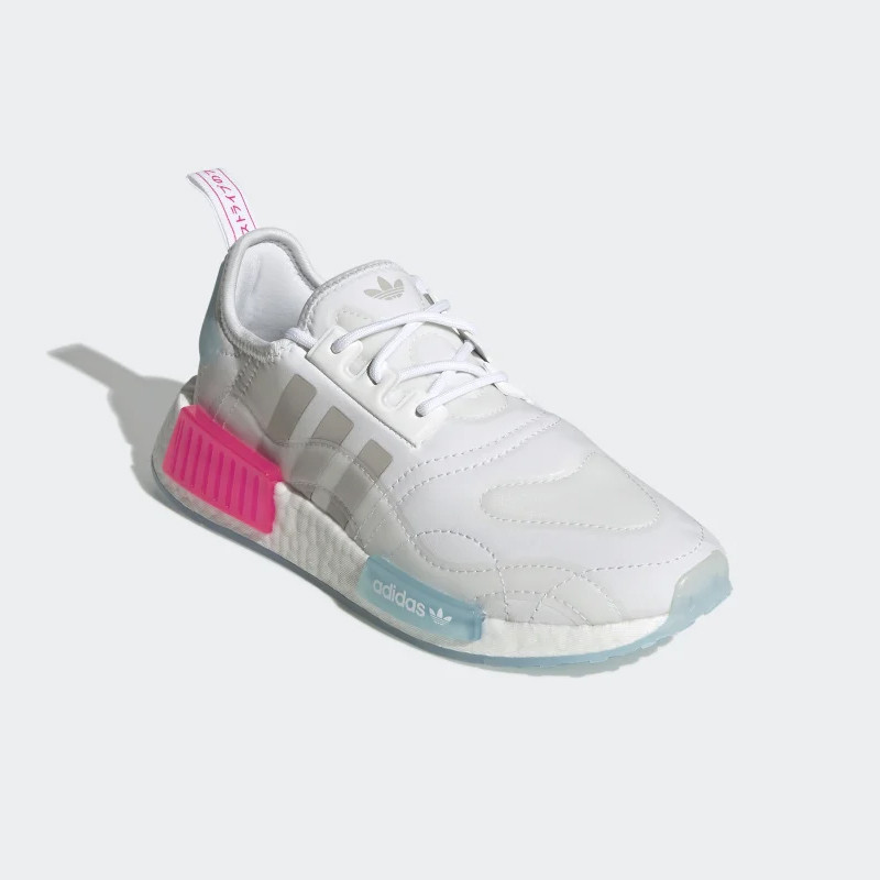SEPATU SNEAKERS ADIDAS Wmns Nmd_r1
