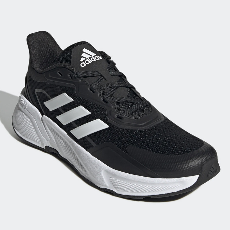 SEPATU LARI ADIDAS X9000L1
