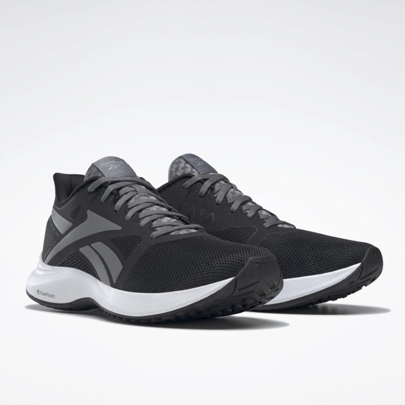 SEPATU LARI REEBOK Runner 5