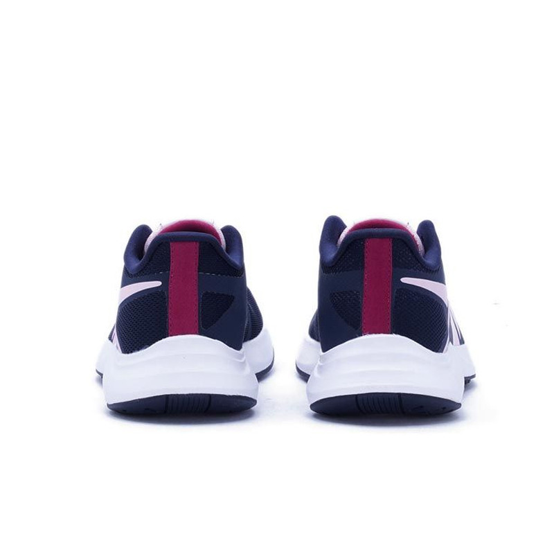 SEPATU LARI REEBOK Wmns Runner 5
