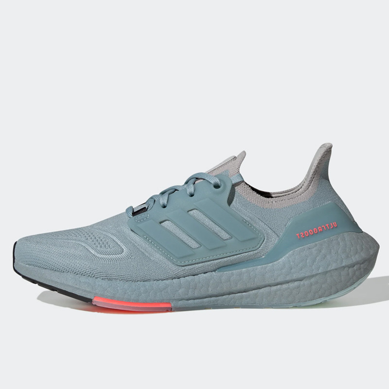 SEPATU LARI ADIDAS Ultraboost 22