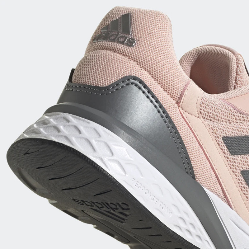 SEPATU LARI ADIDAS Wmns Response Run