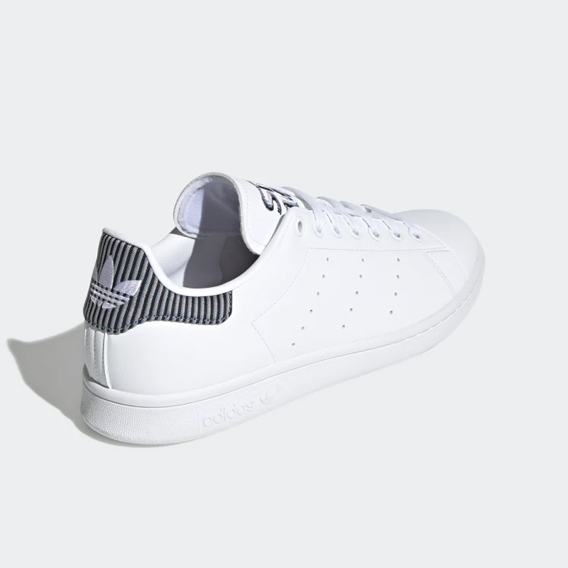 SEPATU SNEAKERS ADIDAS STAN SMITH
