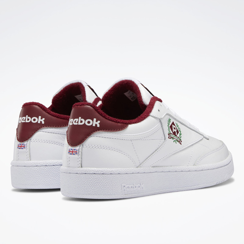 SEPATU SNEAKERS REEBOK Club C 85
