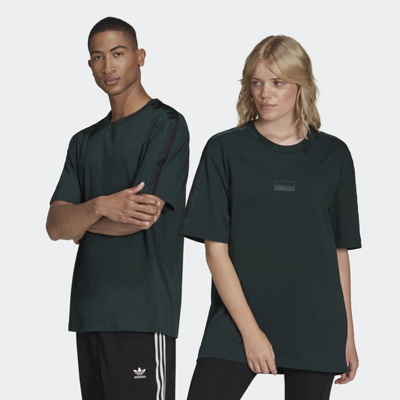 BAJU SNEAKERS ADIDAS R.Y.V. Loose Fit Tee