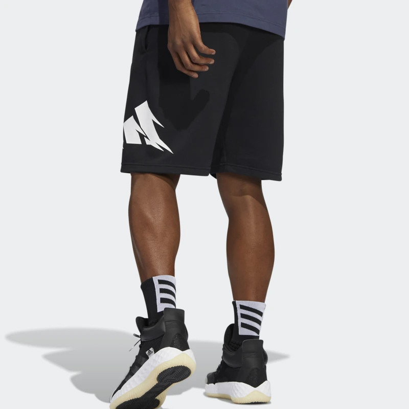 CELANA BASKET ADIDAS BADGE OF SPORT AVATAR SHORTS