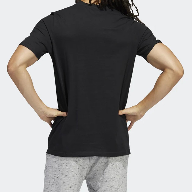 Fluid Badge of Sport Graphic Tee foto 4