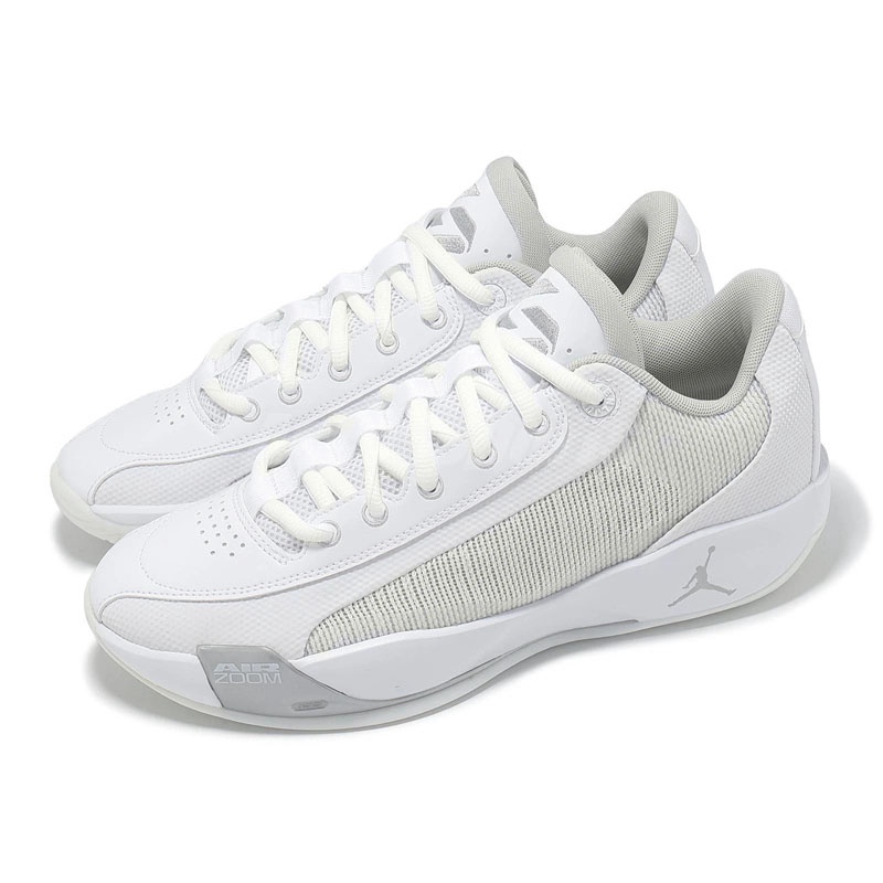 SEPATU BASKET AIR JORDAN LUKA .77 PF