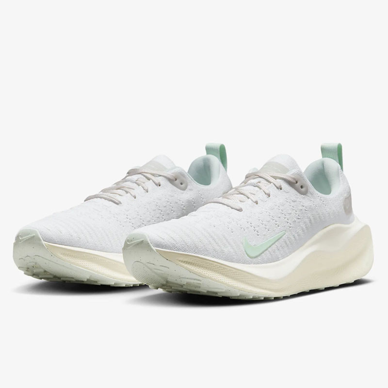 SEPATU LARI NIKE WMNS Infinity RN 4