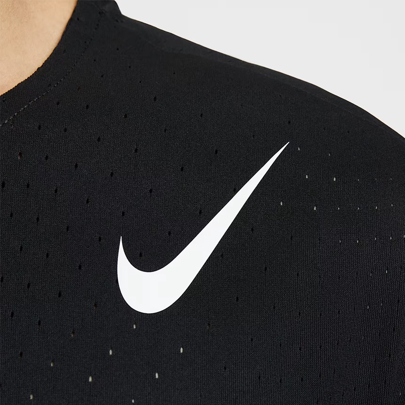 BAJU LARI NIKE AeroSwift