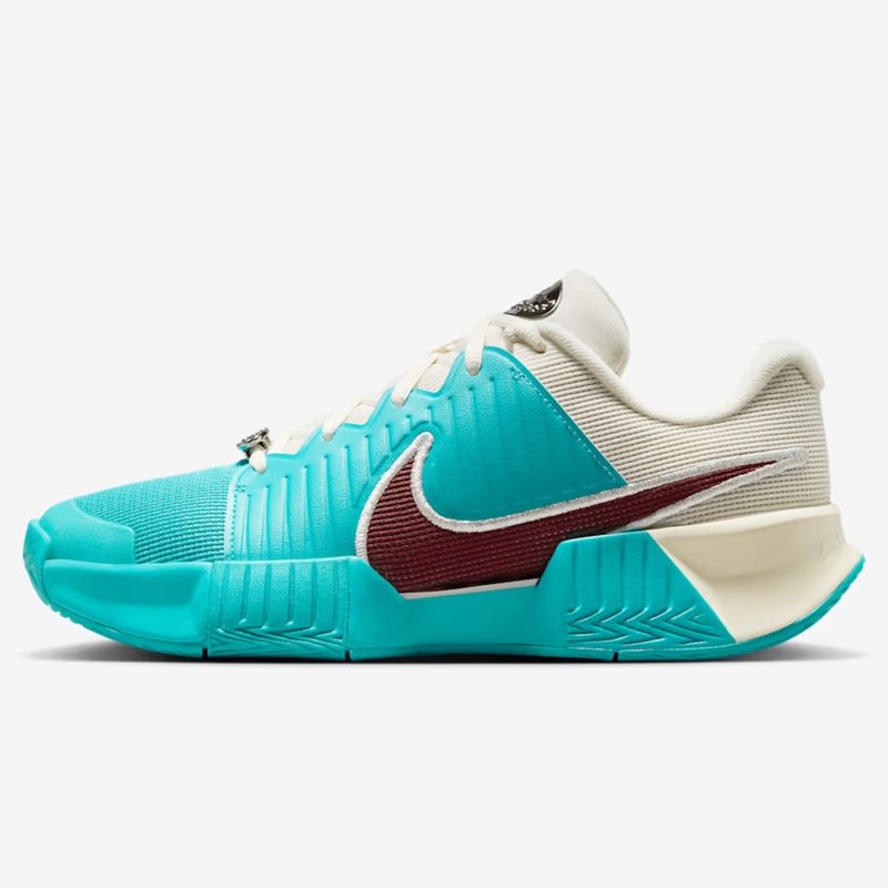 SEPATU TENNIS NIKE Wmns GP Challenge Pro Premium