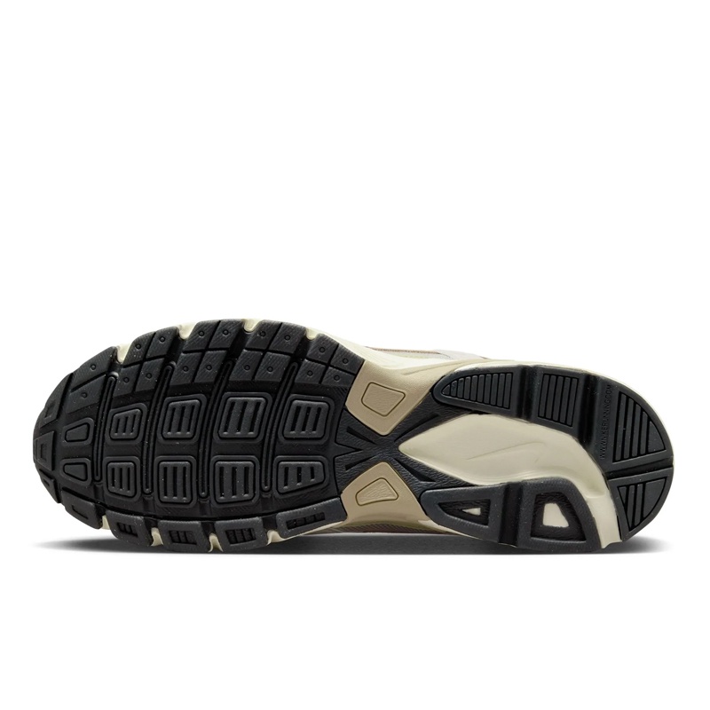 SEPATU SNEAKERS NIKE INITIATOR