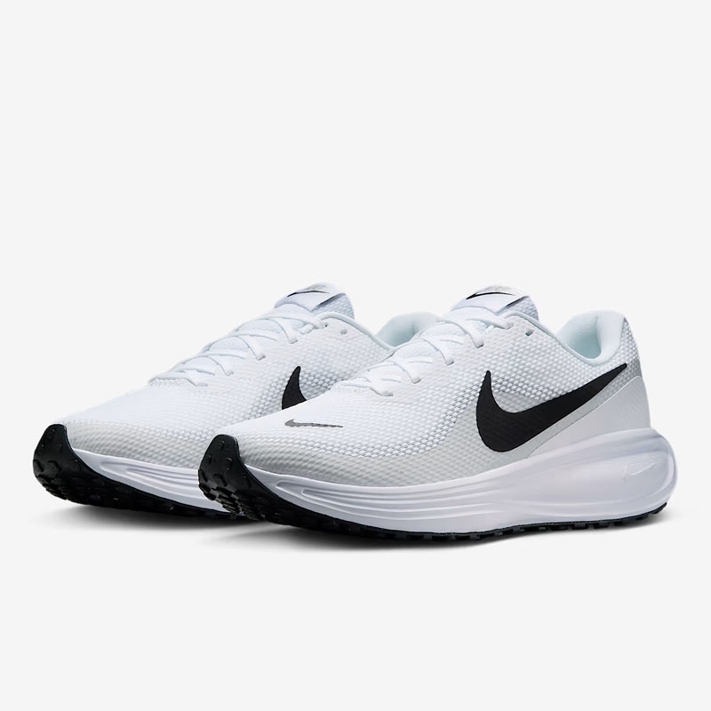 SEPATU LARI NIKE Revolution 8