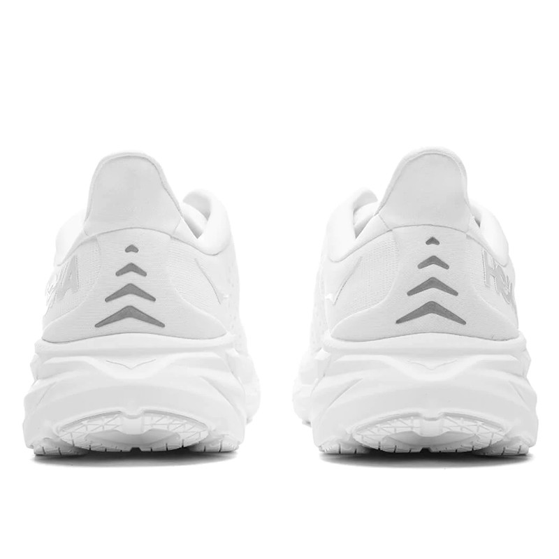 SEPATU LARI HOKA ONE ONE Clifton 8