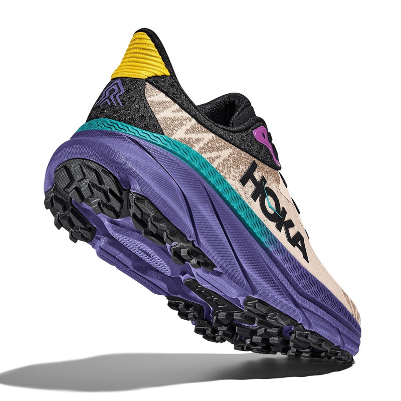 SEPATU TRAIL HOKA ONE ONE Challenger ATR 7