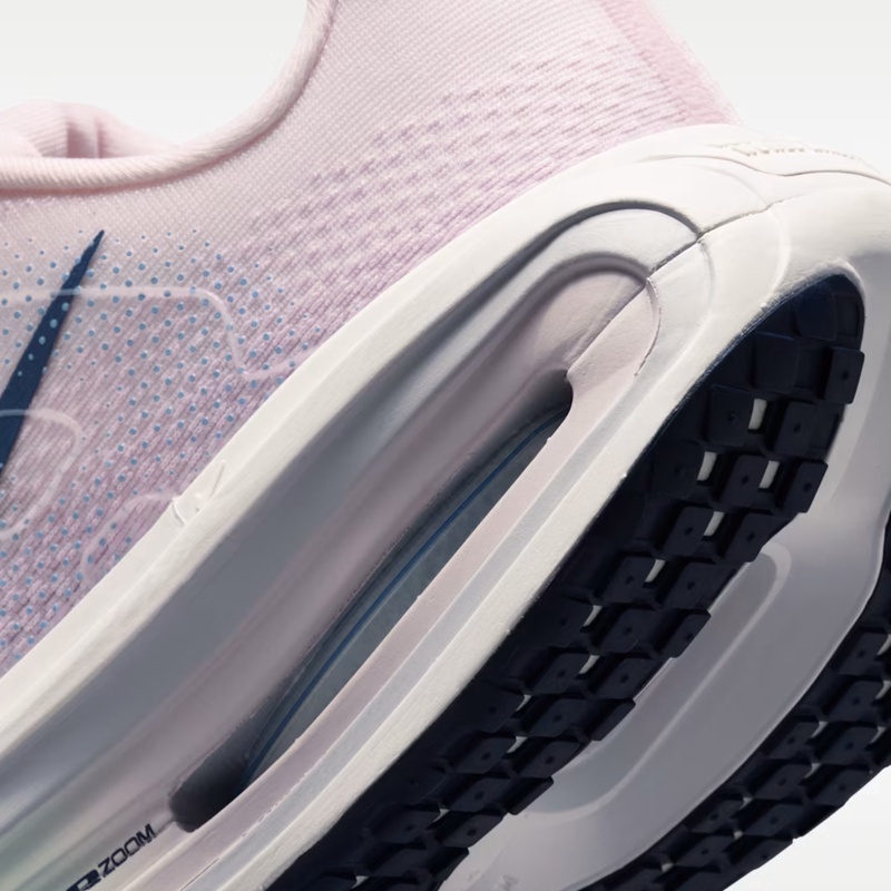 SEPATU LARI NIKE Wmns VOMERO PREMIUM