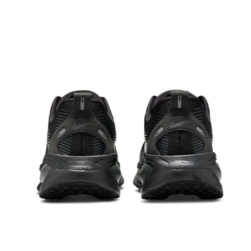 SEPATU LARI NIKE NIKE VOMERO 18