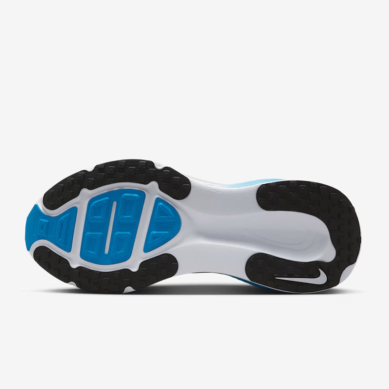SEPATU LARI NIKE Vomero 18