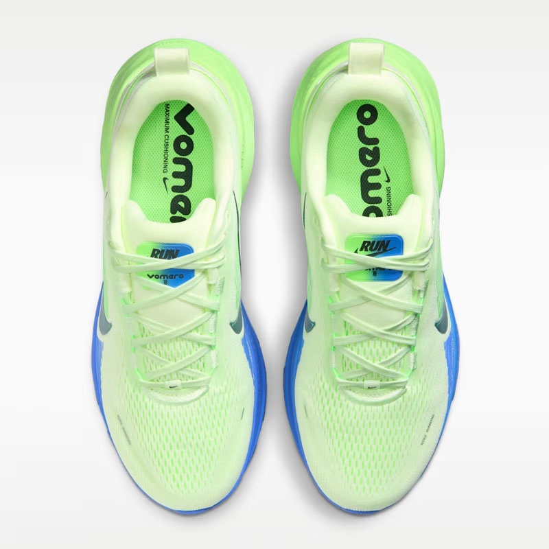 SEPATU LARI NIKE VOMERO 18