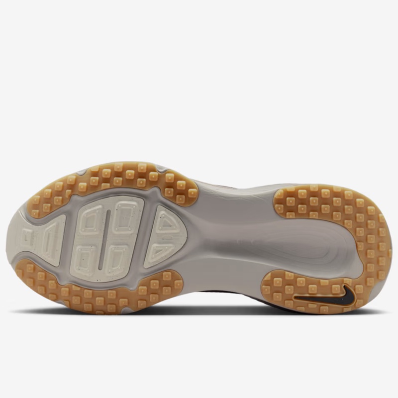 SEPATU LARI NIKE Vomero 18