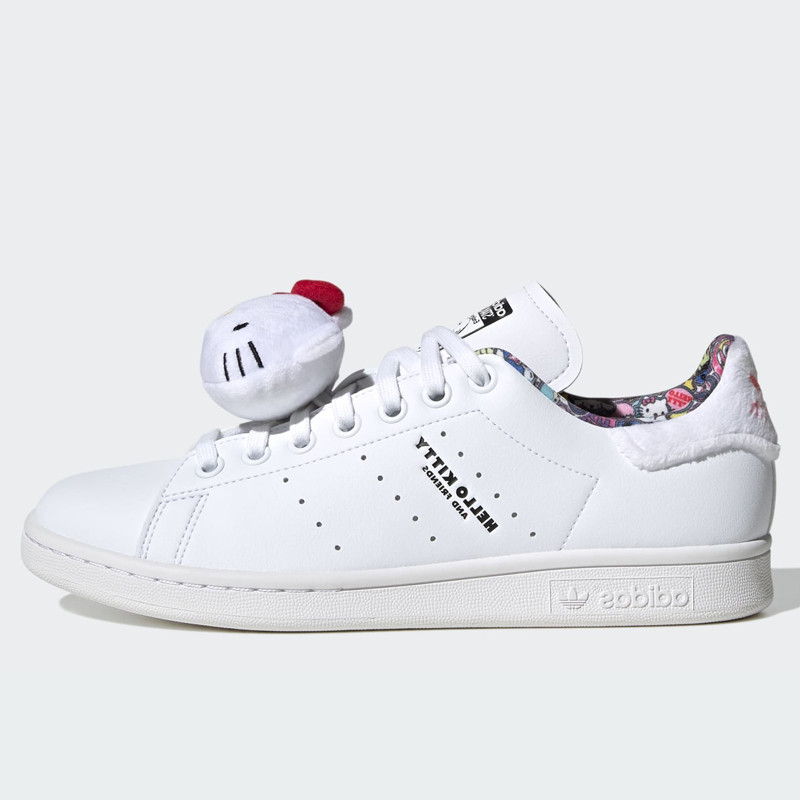 SEPATU SNEAKERS ADIDAS Wmns STAN SMITH Hello Kitty