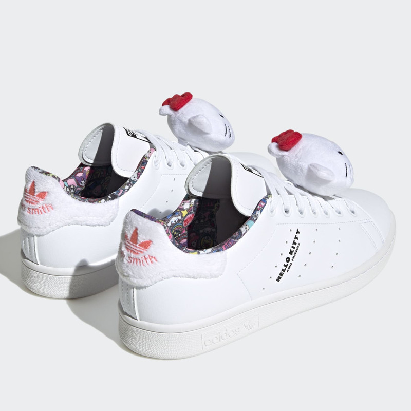 SEPATU SNEAKERS ADIDAS Wmns STAN SMITH Hello Kitty