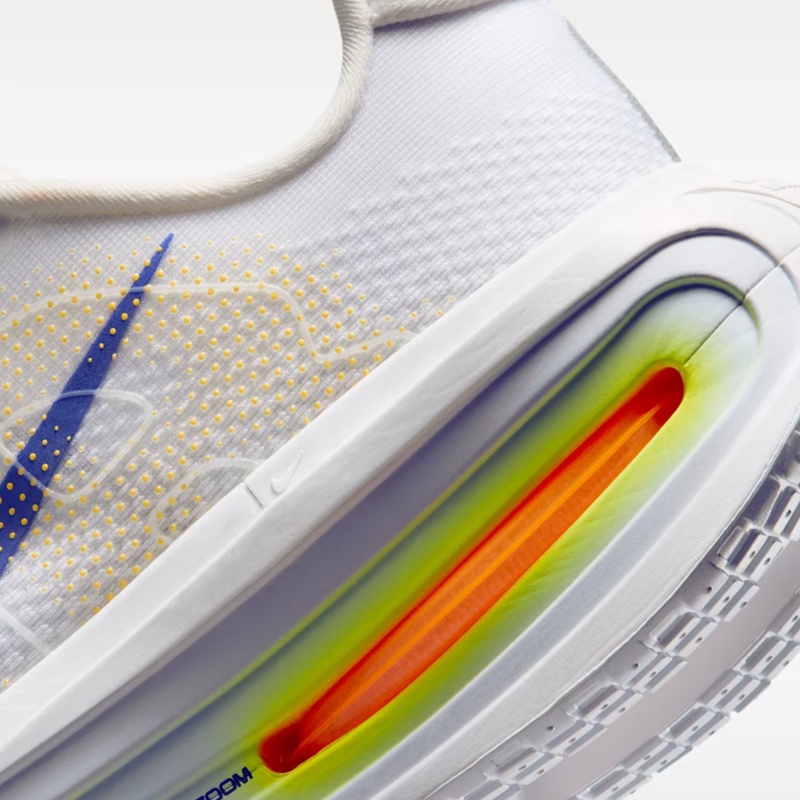 SEPATU LARI NIKE VOMERO PREMIUM