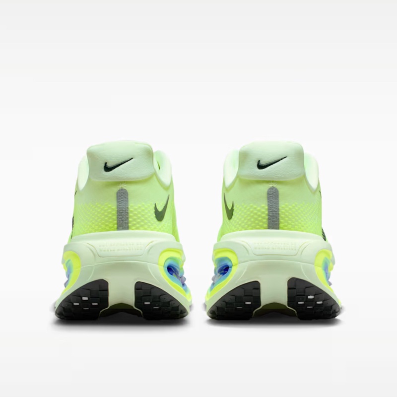 SEPATU LARI NIKE VOMERO PREMIUM