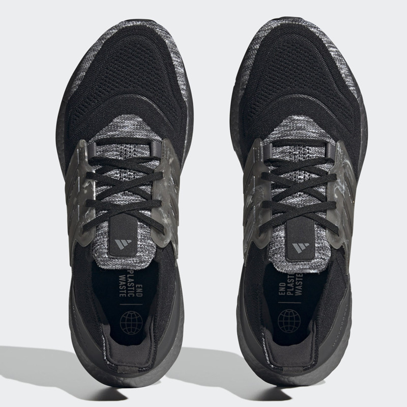 SEPATU LARI ADIDAS Ultraboost 22