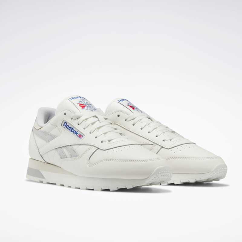 SEPATU SNEAKERS REEBOK Classic Leather