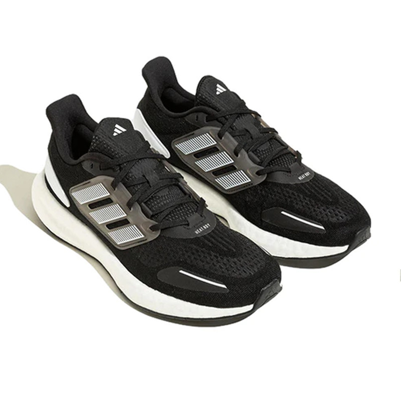 SEPATU LARI ADIDAS PUREBOOST 22