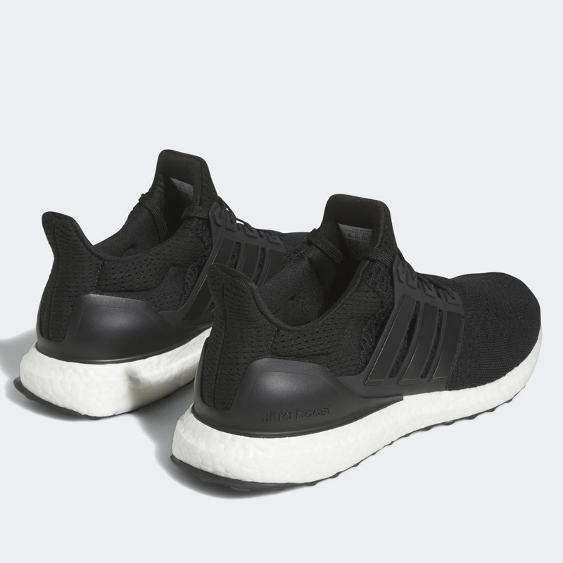 SEPATU LARI ADIDAS Ultraboost 1.0