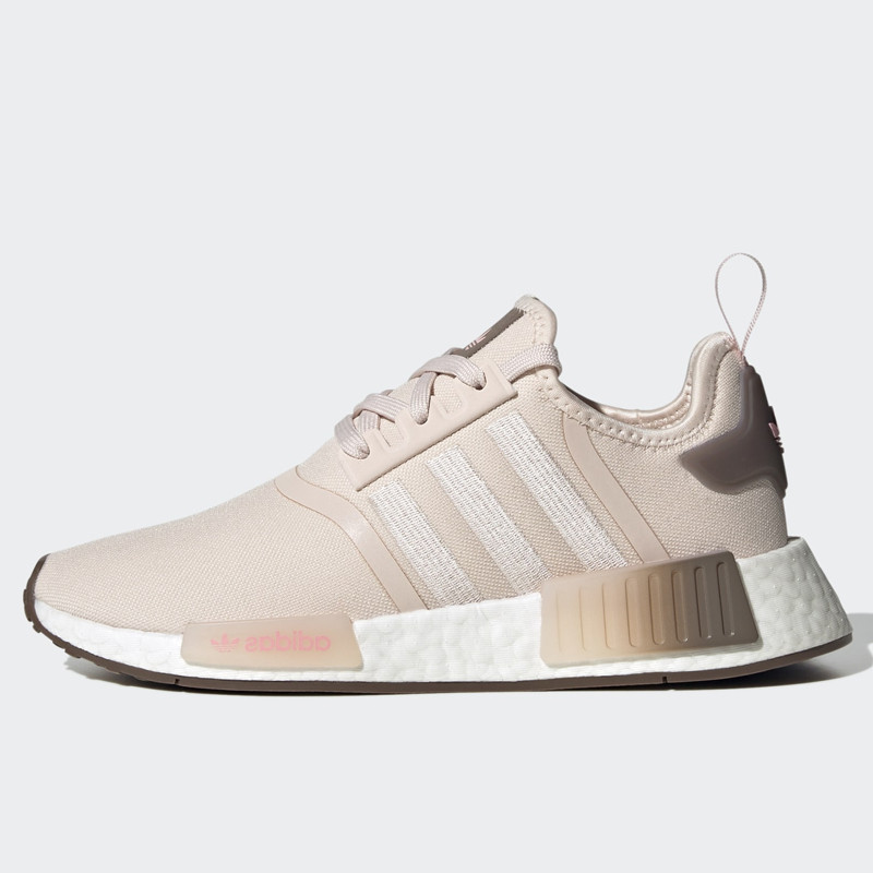SEPATU SNEAKERS ADIDAS Wmns NMD_R1